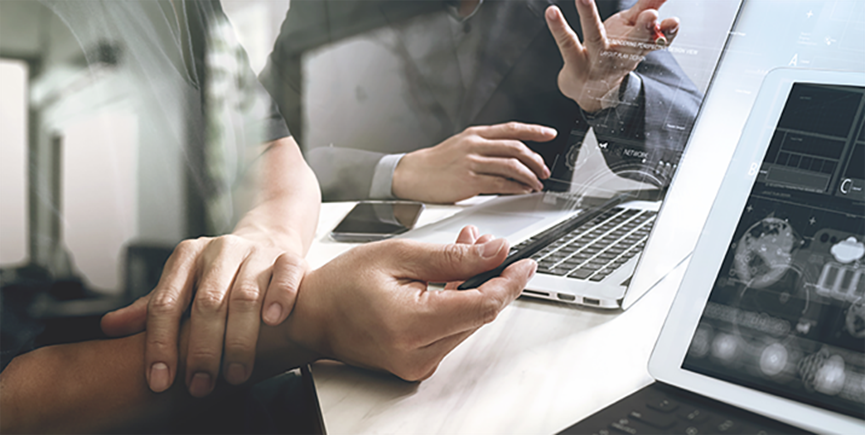 Apparel Sourcing Company vs Local Manufacturers